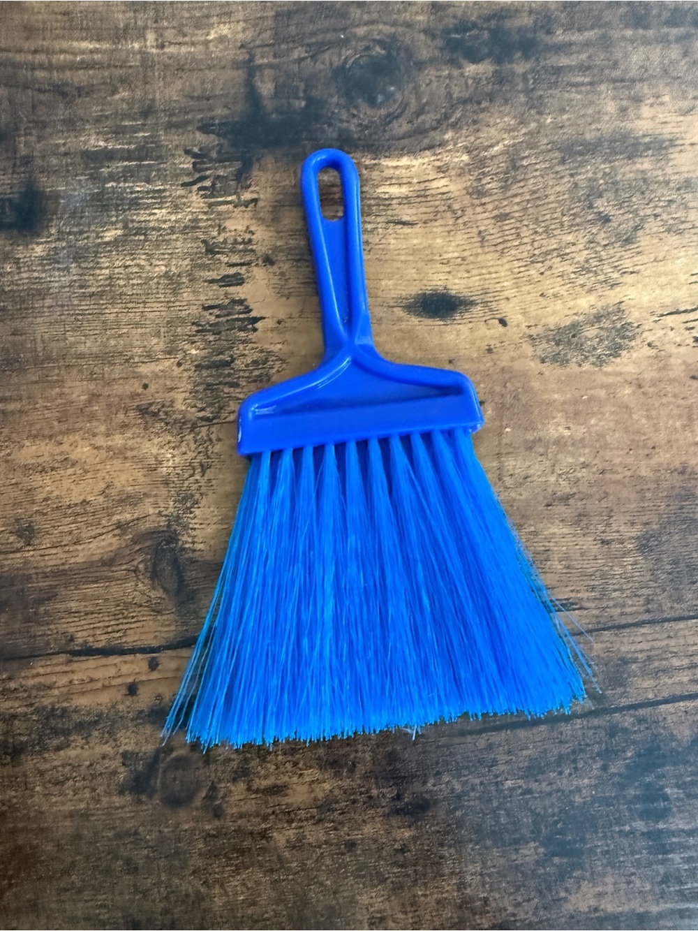 Small handed Bright Blue Handheld Dust Brush